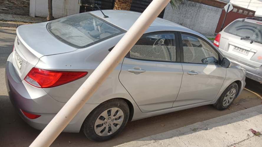 Hyundai accent rb 1.4 2016 automático CVT