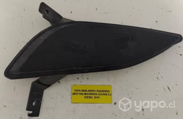 Tapa Neblinero Izq (MXV194) Mahindra XUV500 2019
