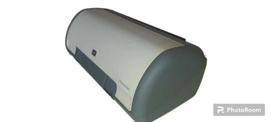 ¡Impresora HP Deskjet D1560 en excelentes condicio