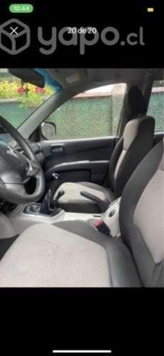 Mitsubishi l200 2014