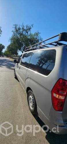 Van excelente condiciones h1 2015