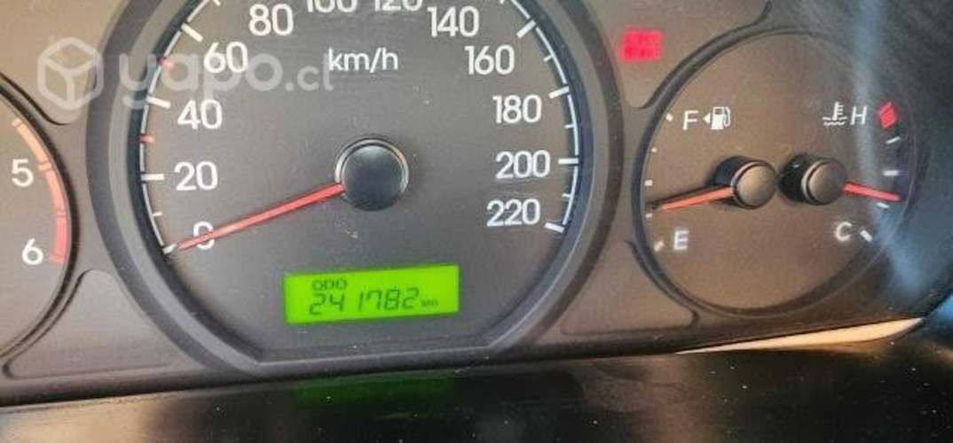 Van excelente condiciones h1 2015