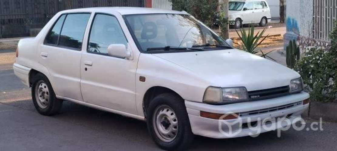 Vendo Charade año 90 Conversable