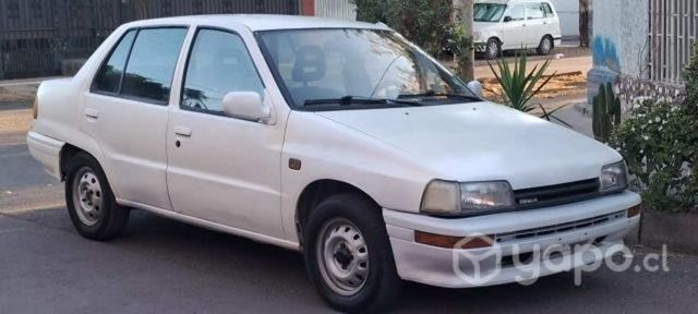 Vendo Charade año 90 Conversable