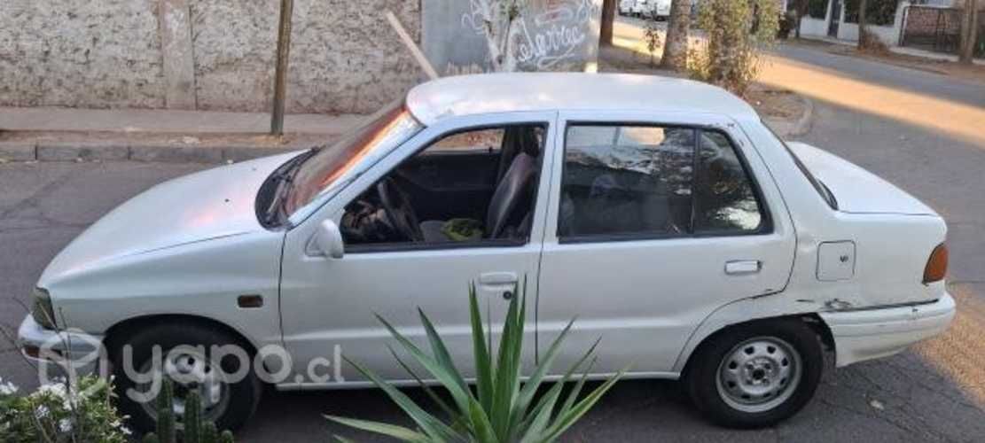 Vendo Charade año 90 Conversable