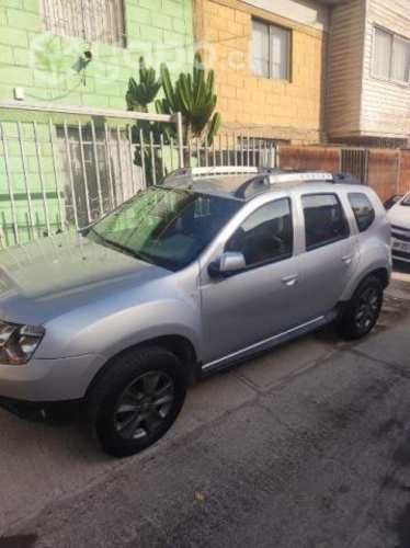 Vendo Renault duster 4x4+ carro de arrastre