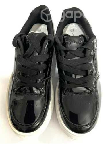 Zapatilla Sintética Marca Agua De Coco N°39 Negro