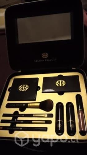 Maleta de maquillaje Cecilia bolocco Nueva