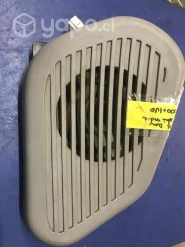 Parlante der techo Mahindra 2012