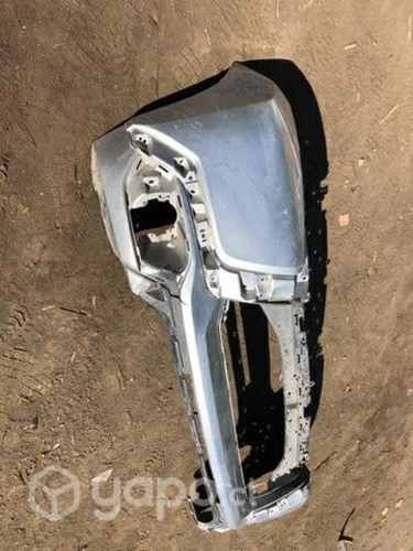 Parachoque Mitsubishi Montero sport