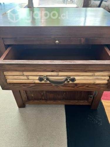 OFERTA! PAR DE VELADORES MADERA. excelente estado