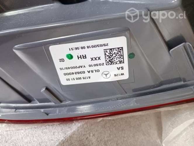 Foco trasero derecho Mercedes Benz A180 A200 NUEVO