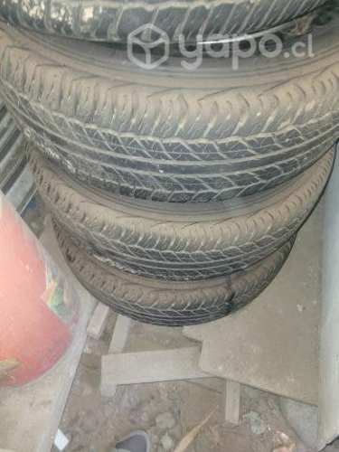 Neumaticos ,llantas y tuercas originales