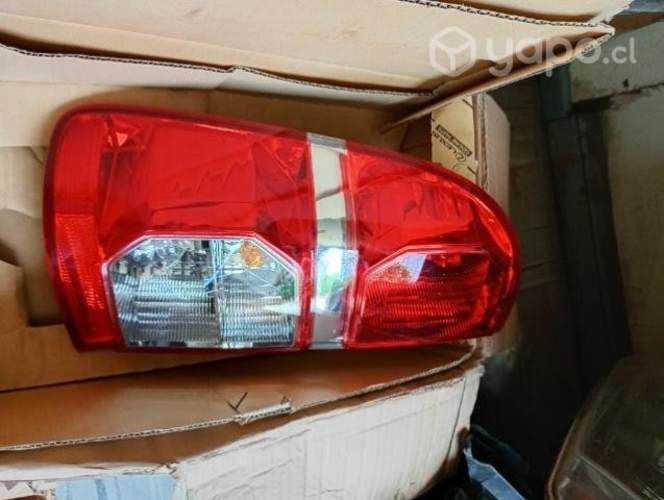Foco trasero izquierdo ORIGINAL Toyota Hilux