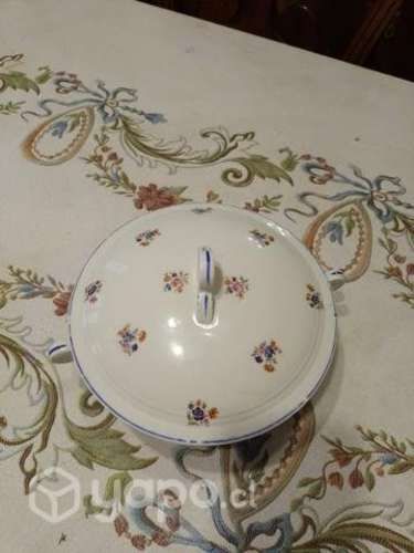 Antigua sopera porcelana