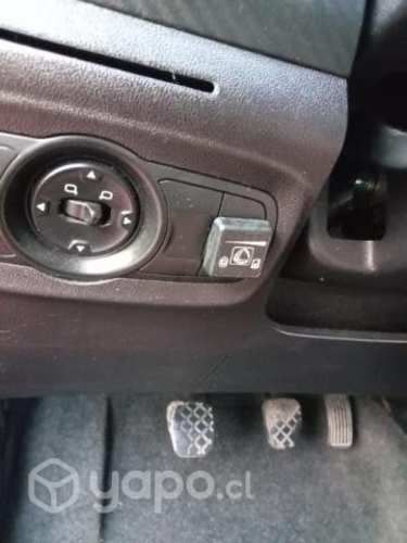 Auto híbrido gas y bencina