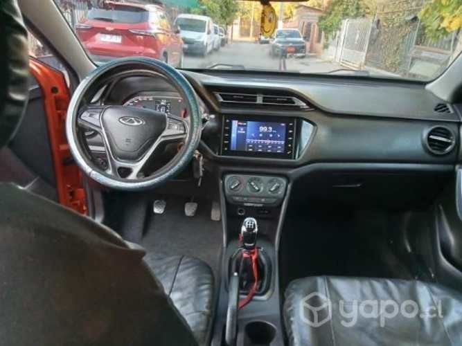 Auto híbrido gas y bencina