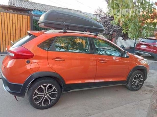 Auto híbrido gas y bencina