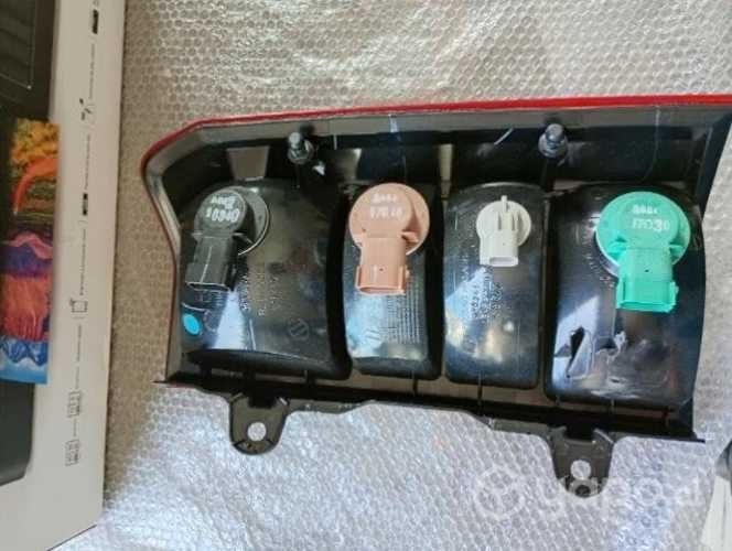 Foco trasero izquierdo Jeep Patriot Nuevo ORIGINAL