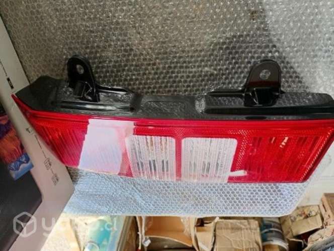 Foco trasero izquierdo Jeep Patriot Nuevo ORIGINAL