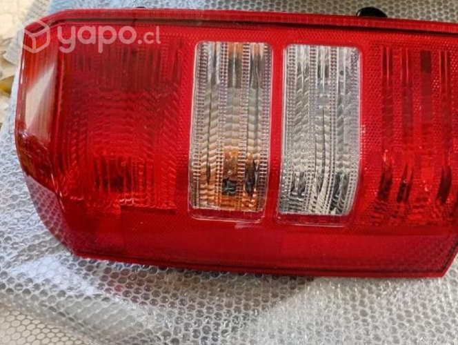 Foco trasero izquierdo Jeep Patriot Nuevo ORIGINAL
