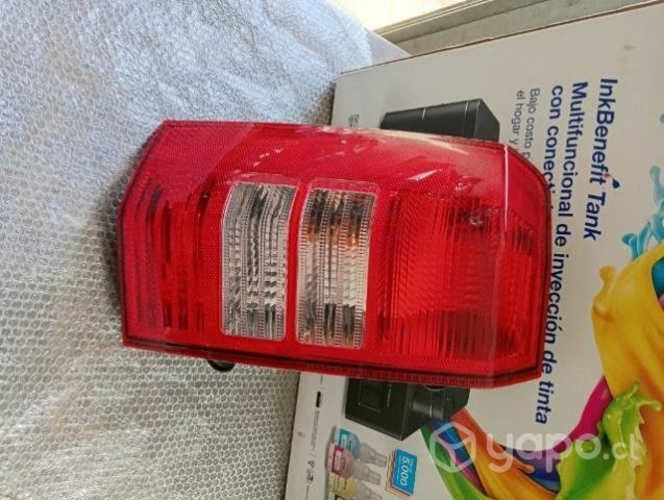 Foco trasero izquierdo Jeep Patriot Nuevo ORIGINAL