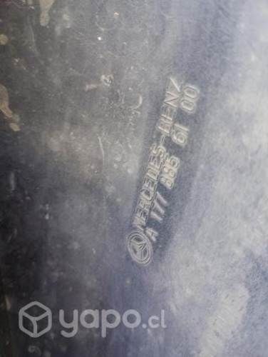 Parachoque Mercedes Benz A220 Detalle minimo