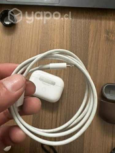 AirPods 2da generación originales + carcasa