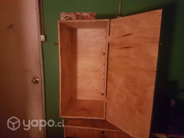 Caja de madera grande 80x40 recien barnizada