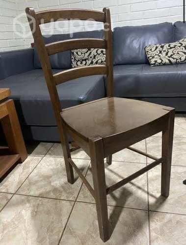 Dos hermosas sillas madera