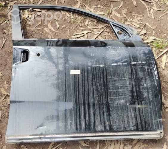 Puerta Delantera Derecha Detalle (MXV307) XUV500