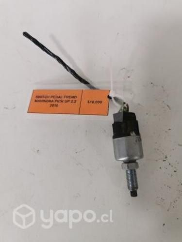 Switch Pedal Freno Mahindra Pick Up 2.2 2016