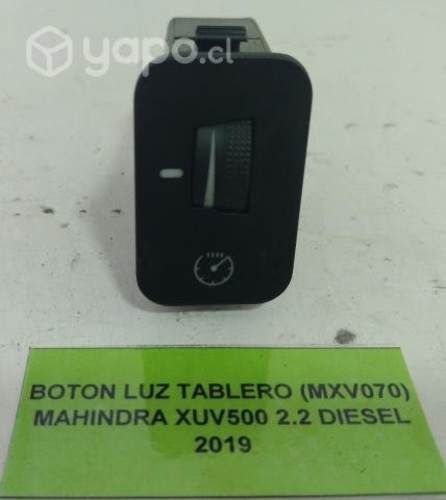 Boton Luz Tablero (MXV070) Mahindra XUV 500 2.2