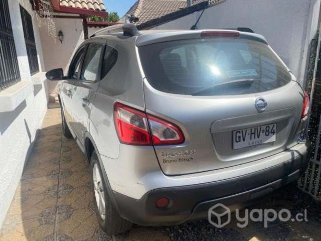 Nissan qashqai 2014