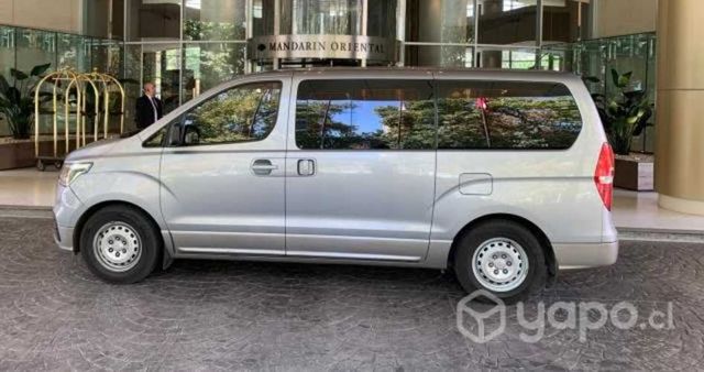 Minibus Hyunday ( modelo nuevo)H-1 año 2018