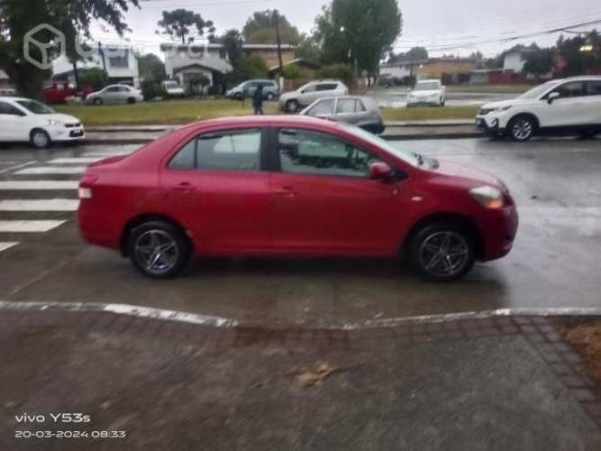 Toyota Yaris Año 2008