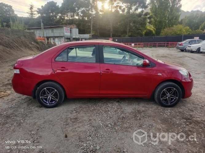 Toyota Yaris Año 2008