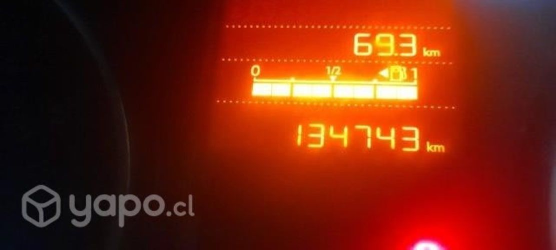 PEUGEOT 301 ALLUREl año 2019