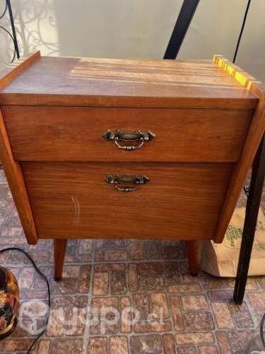 Velador de madera antiguo vintage