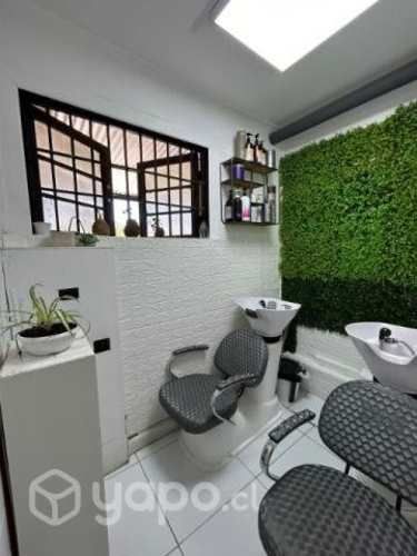 Derecho llaves prestigioso salón de belleza