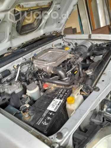 Camioneta nissan terrano 4x4