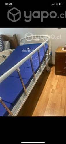 Cama clínica manual casi nueva
