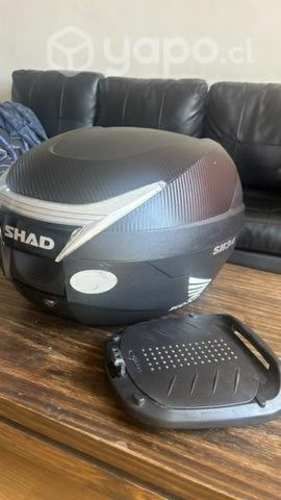 Se vende top case Shad34