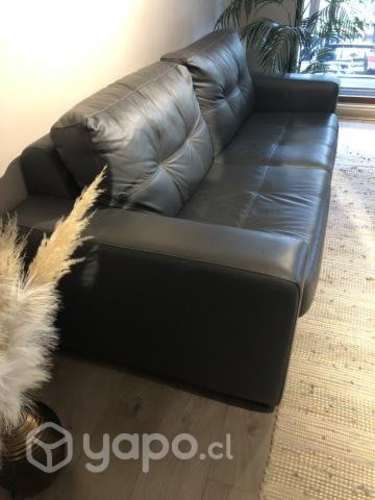 Sofa Sillon Rosen cuero gris casi nuevo