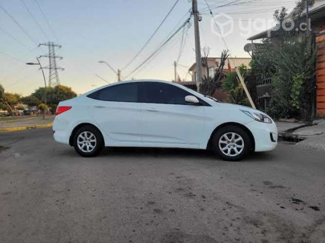 Hyundai accent 2014