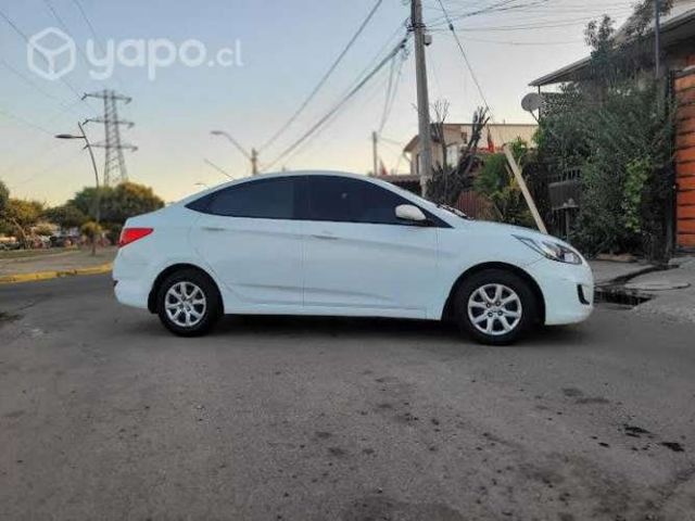 Hyundai accent 2014