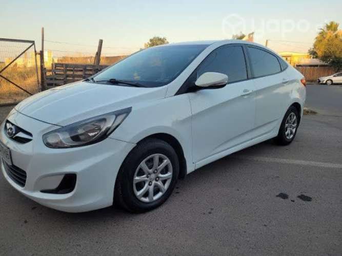Hyundai accent 2014