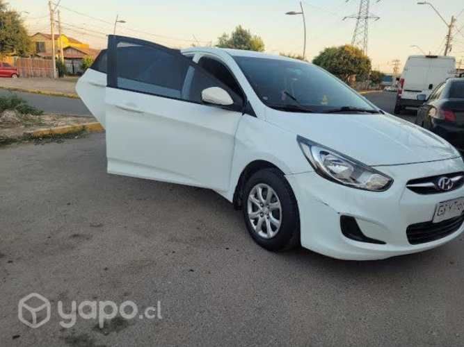 Hyundai accent 2014