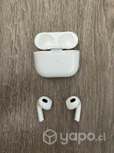 AirPods (3rd generación), con estuche MagSafe
