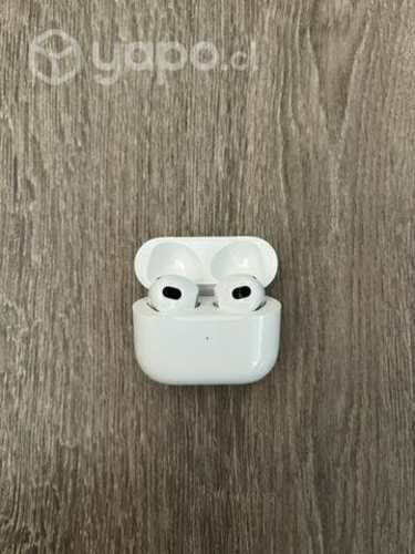 AirPods (3rd generación), con estuche MagSafe